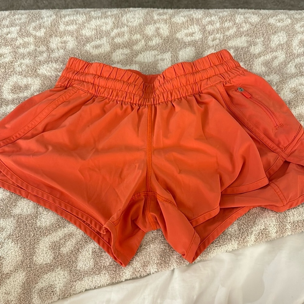Lululemon Hotty Hot 4 Inch Shorts - Orange - Size 8